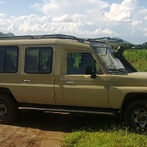 Extented-safari-Land-Cruiser