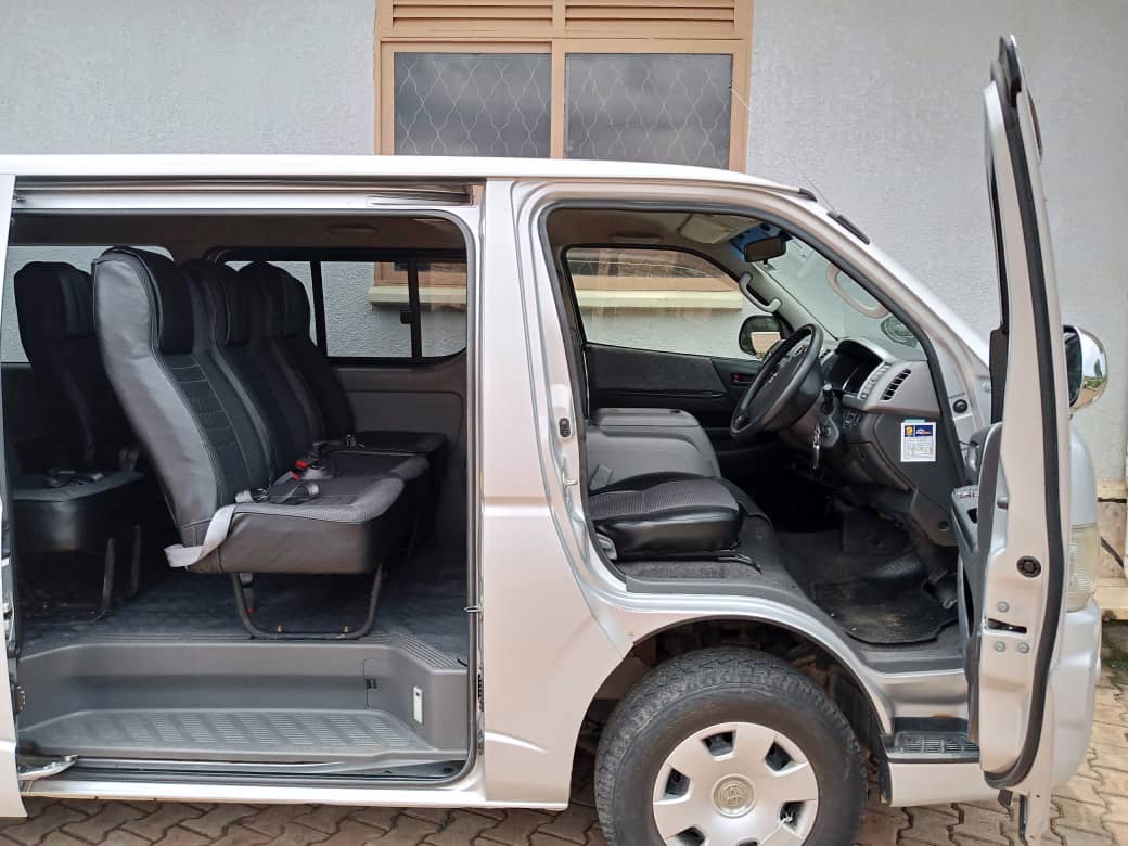 Top 5 Rental Cars Ideal for a Gorilla Safari in Uganda