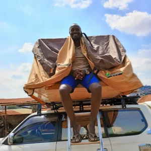 land-cruiser-rooftop-tent-safari