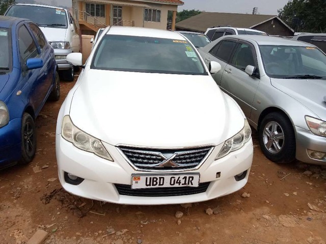 Top 4 Cheap Saloon Cars For Hire In Kampala City