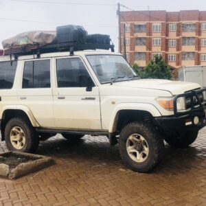 hardtop-land-cruiser-ugaanda