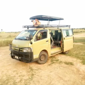 safari-van3