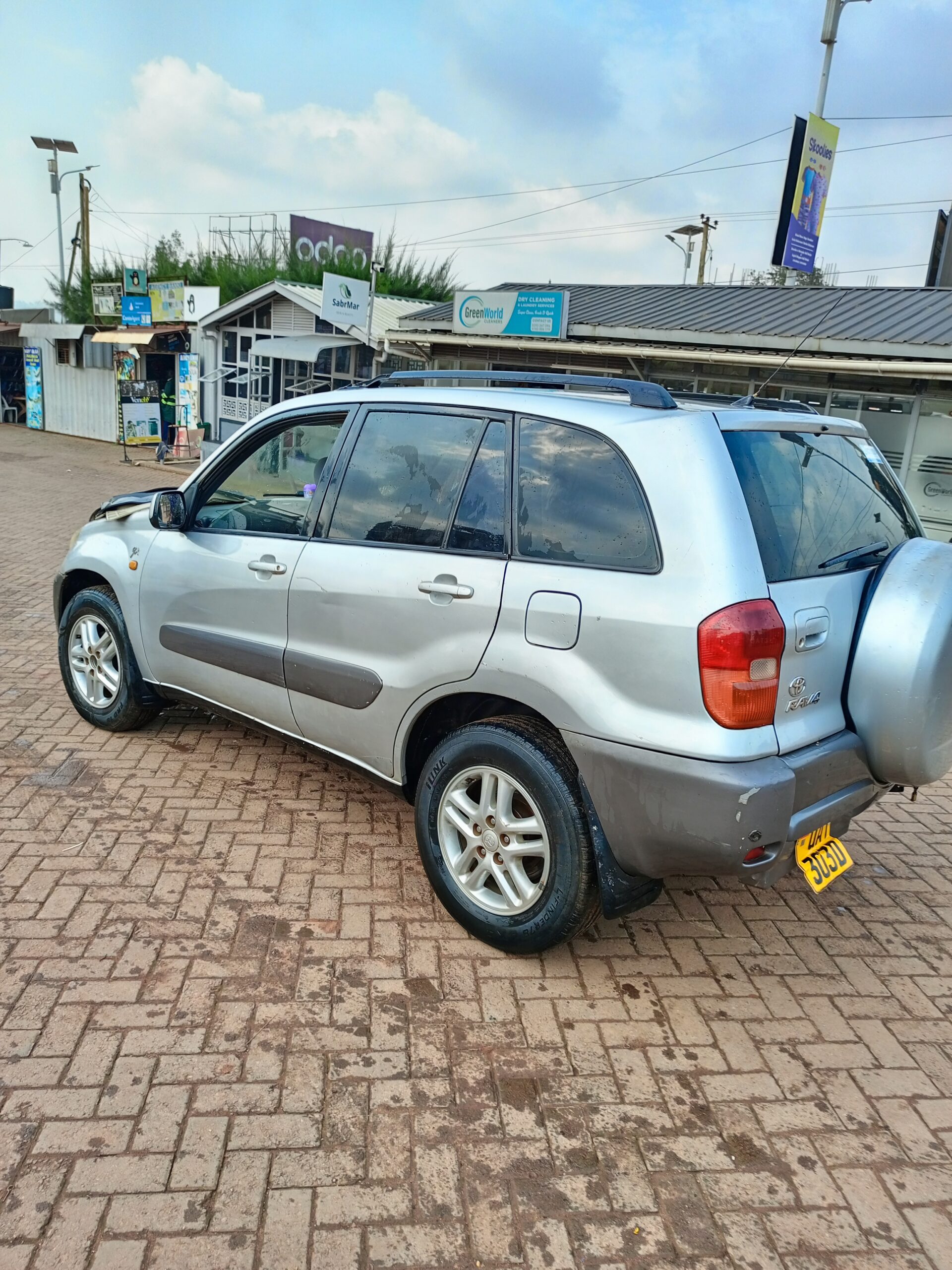 4×4 Car Rental In Uganda- Top 5 Cars To Book For Safari